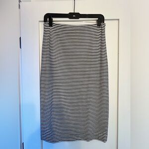 Banana Republic stretch striped skirt